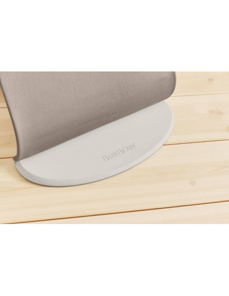 BabyBjörn leżaczek BLISS Woven, Sand Grey (rama Light Grey, Petal Quilt) Leżaczki